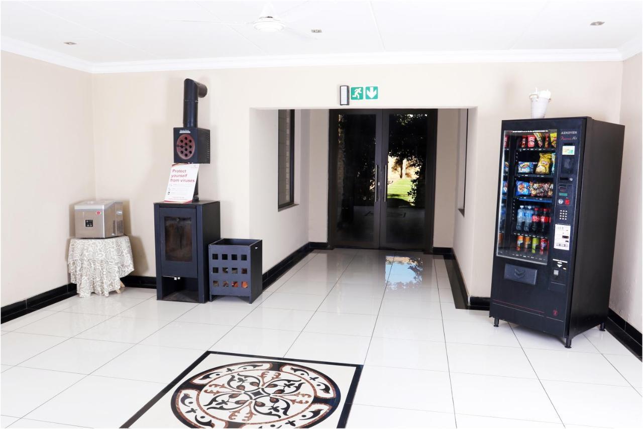 Eagle Nest Luxury Accommodation Roodepoort Eksteriør billede