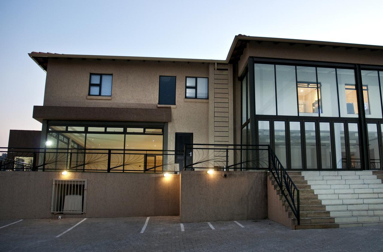 Eagle Nest Luxury Accommodation Roodepoort Eksteriør billede
