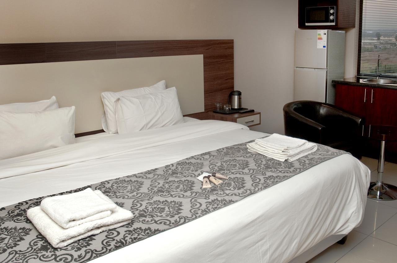 Eagle Nest Luxury Accommodation Roodepoort Eksteriør billede