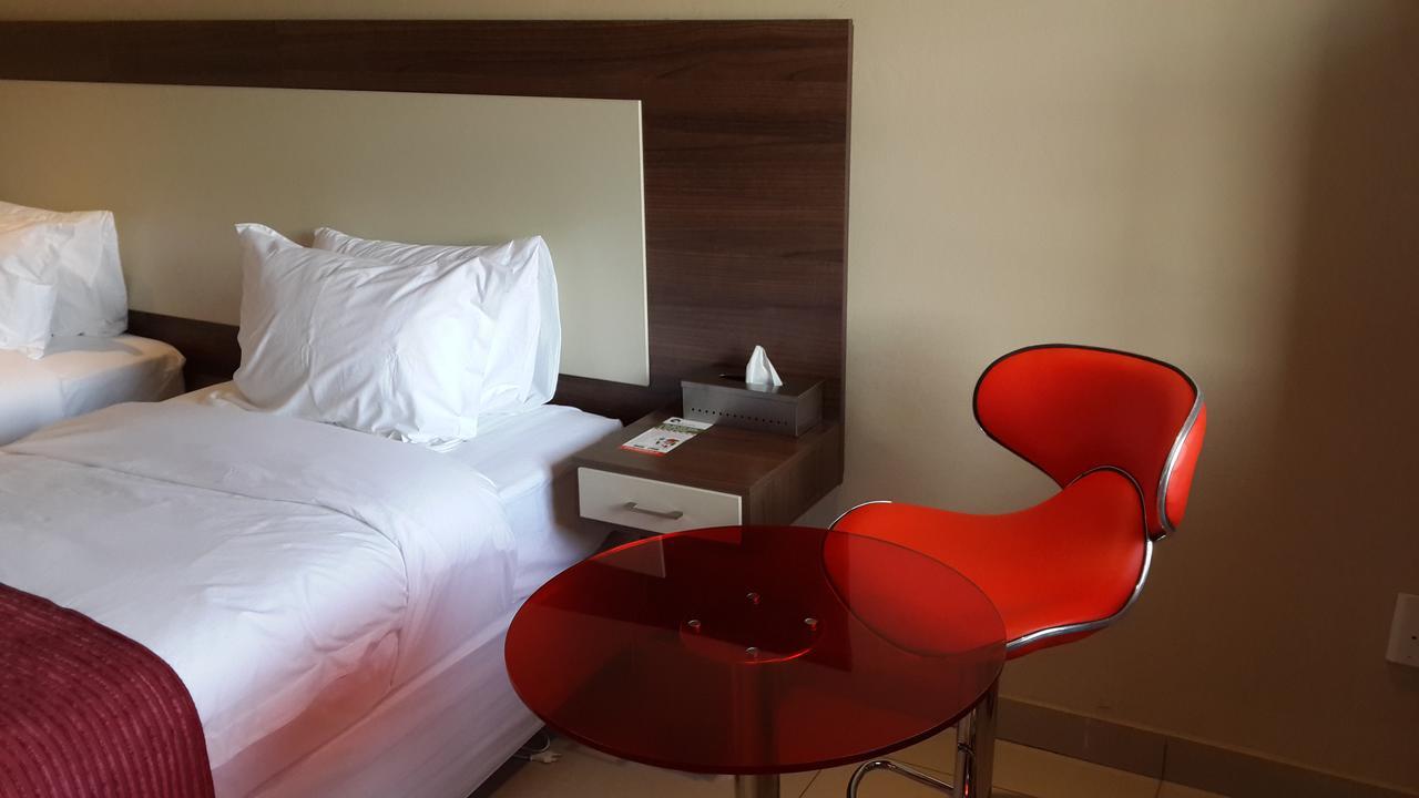 Eagle Nest Luxury Accommodation Roodepoort Eksteriør billede