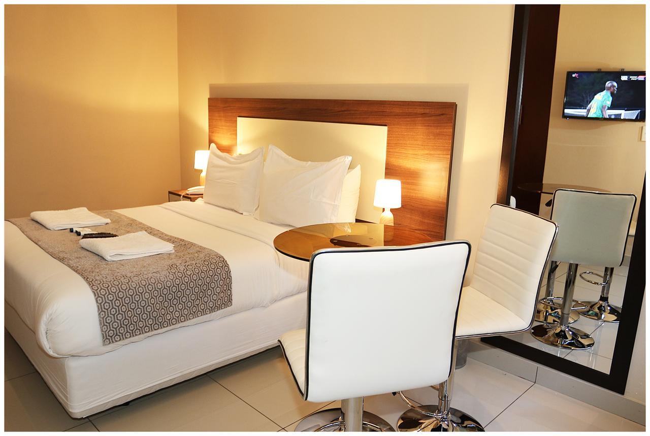 Eagle Nest Luxury Accommodation Roodepoort Eksteriør billede