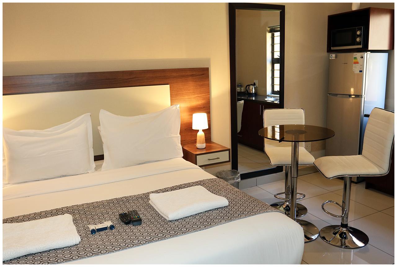 Eagle Nest Luxury Accommodation Roodepoort Eksteriør billede