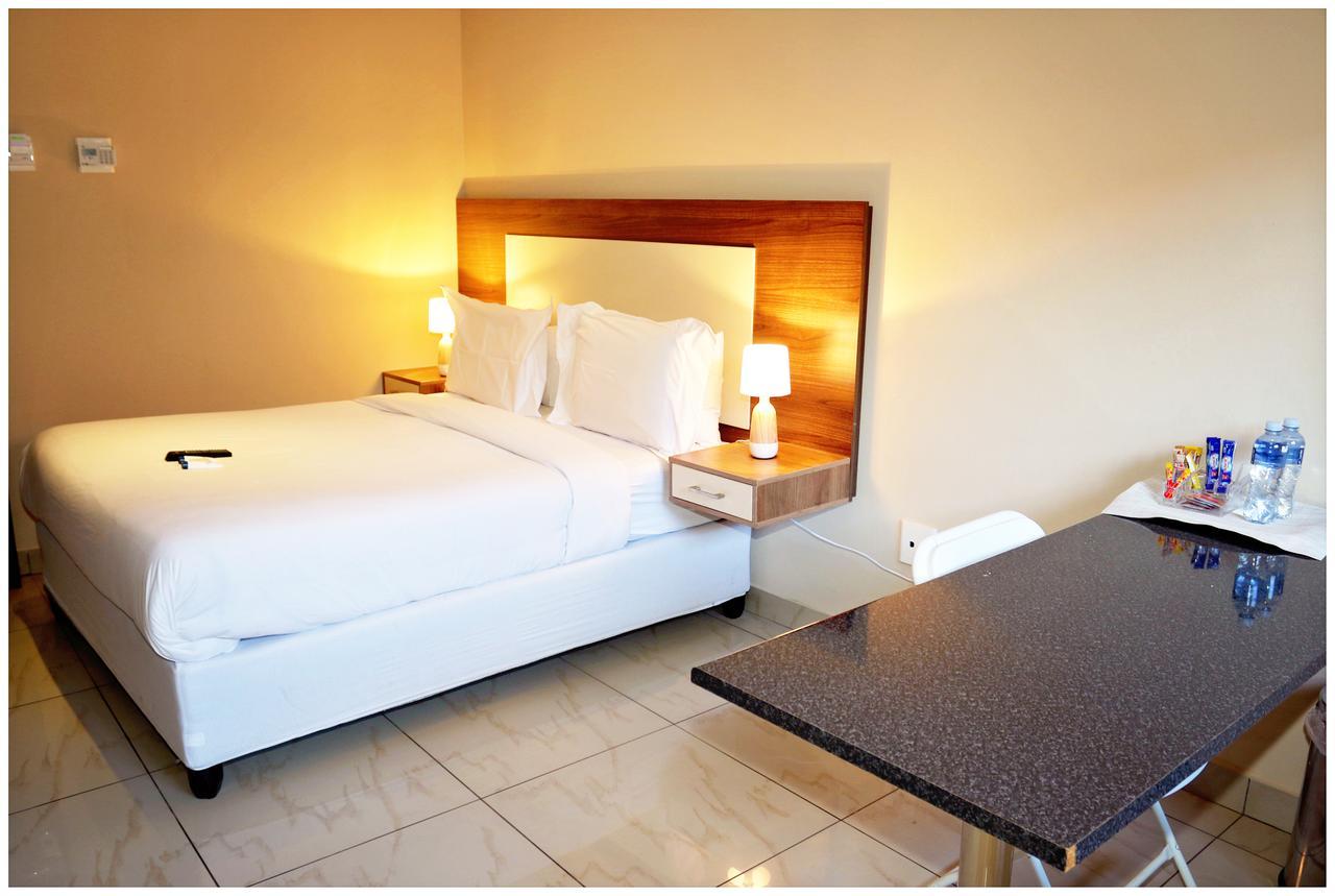 Eagle Nest Luxury Accommodation Roodepoort Eksteriør billede